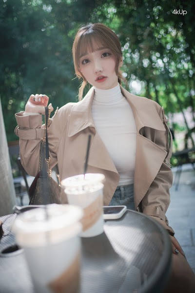 DJAWA Photo – Son Ye-Eun (손예은) A Snap of Intimacy