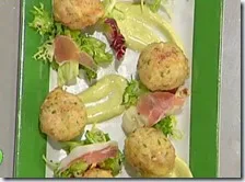 Polpette di tacchino e prosciutto con maionese al basilico