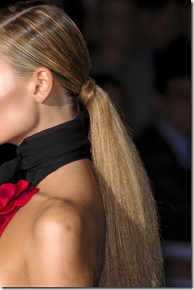 GUCCI-FALL-RTW-2011-BEAUTY-016_runway