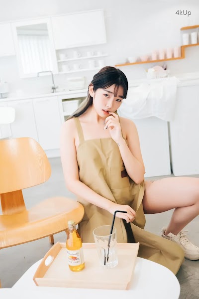 [Loozy] Sonson (손손) Nude Apron