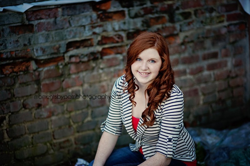 Amanda R {senior 2012} 179 logo