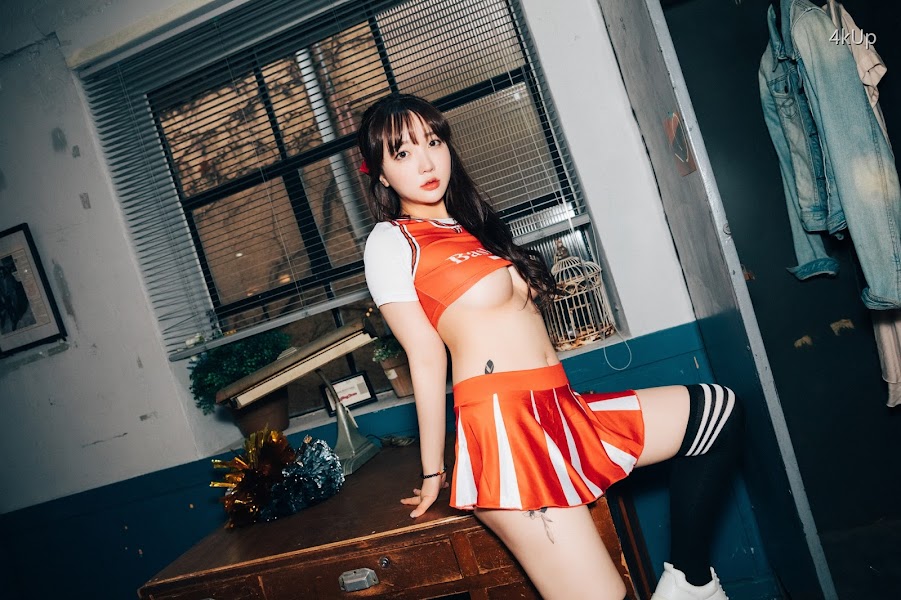 [Loozy] Son Ye-Eun (손예은) CHEER UP