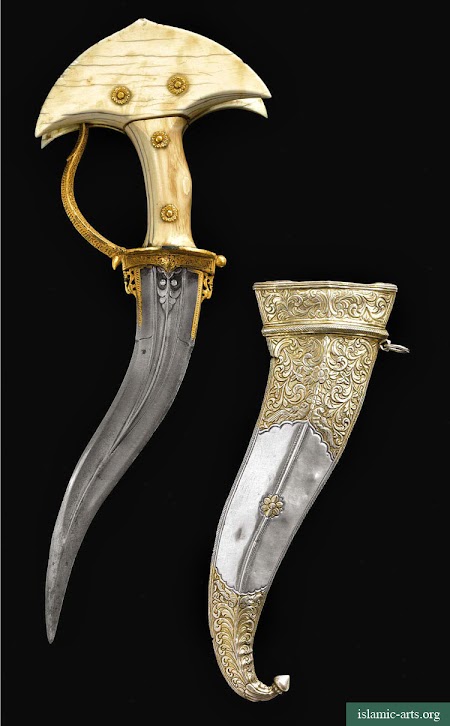 AN IVORY-HILTED DAGGER (KHANJARLI) AND SILVER SCABBARD, SOUTH INDIA,