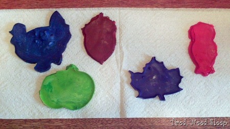 autumn crayon shapes (23)