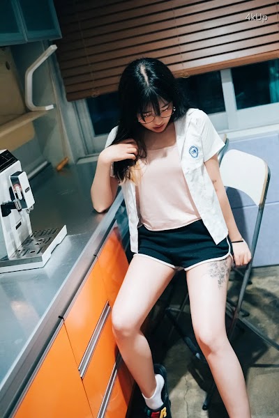 [Loozy] Sonson (손손) Reading Room + S.ver