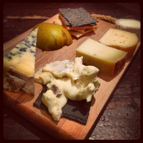 #323 - La Fromagerie's winter cheeseboard