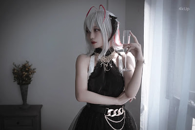 Coser@切切Celia 明日方舟 W 礼服
