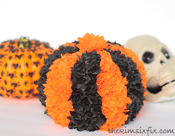 Crepe paper halloween pumpkin