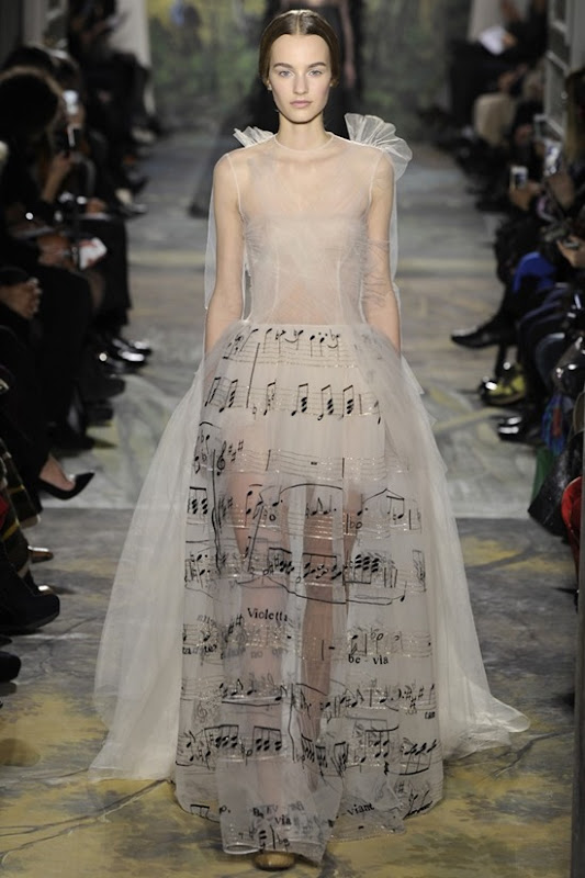 valentino-couture-spring-2013-1