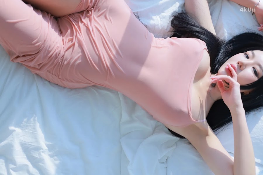 Dongeuran (동그란) Seethrough Slip