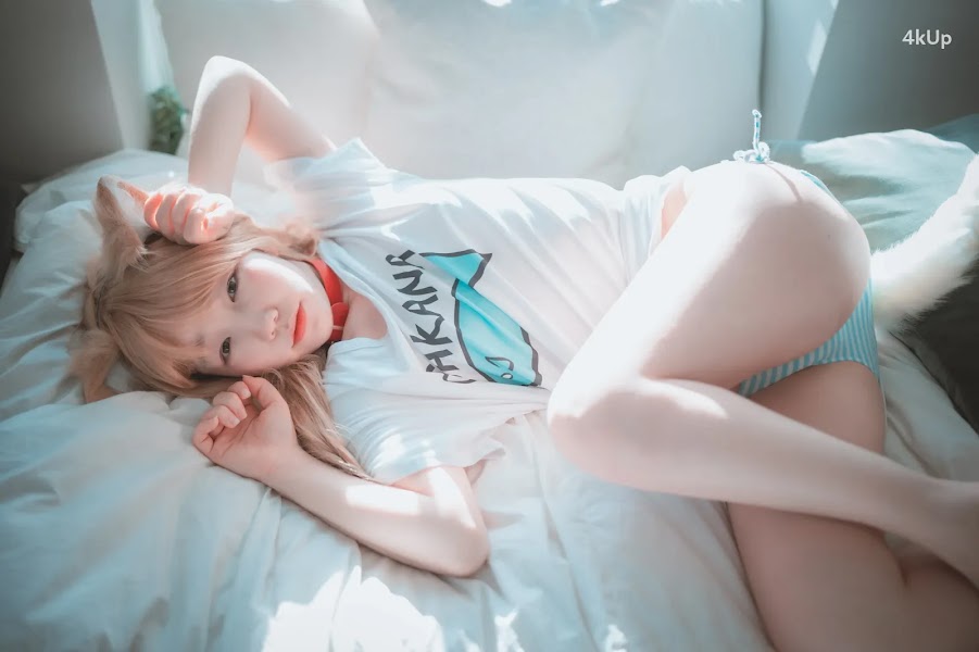DJAWA Photo – Yeri “My Cat is a Kawaii Girl