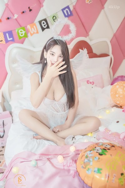 SAINT Photolife – Zzyuri (쮸리) Vol.16 Pink Halloween