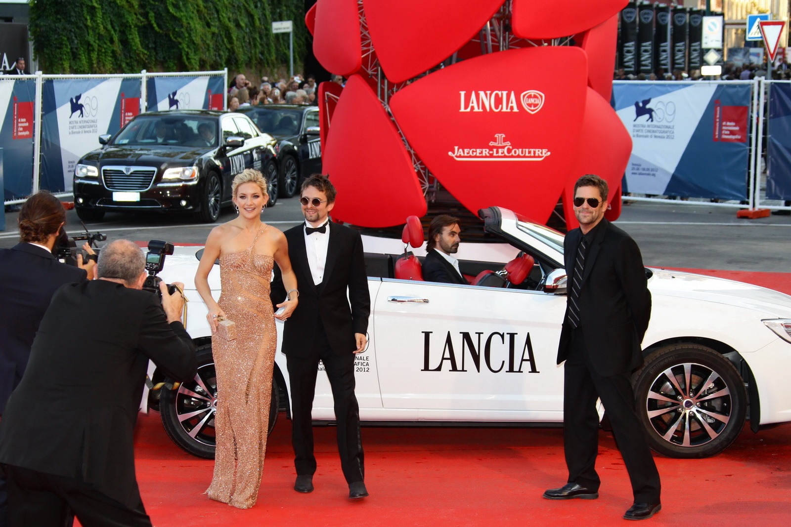 [Lancia-Flavia-Red-Carpet-11%255B3%255D.jpg]