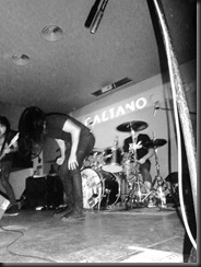 526121_276915575727256_100002264477936_631892_1076009317_n