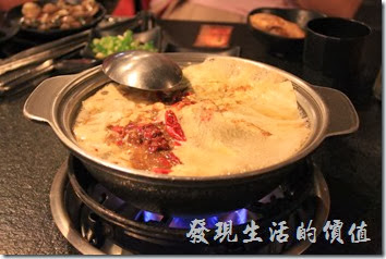 台南-逐鹿焊火燒肉。火鍋。