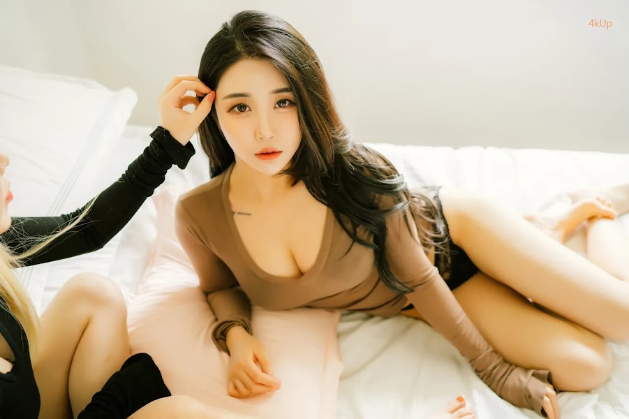 [Moon Night Snap] Bomi (보미) x Zia (지아) Together Vol.02