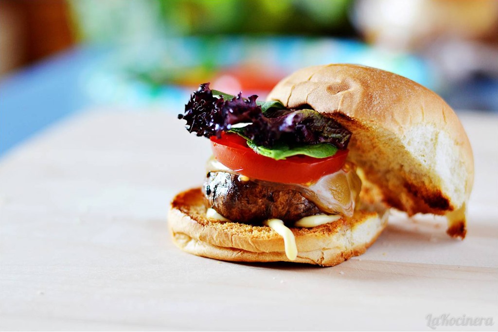 [mini-mushroom-burger-35.jpg]