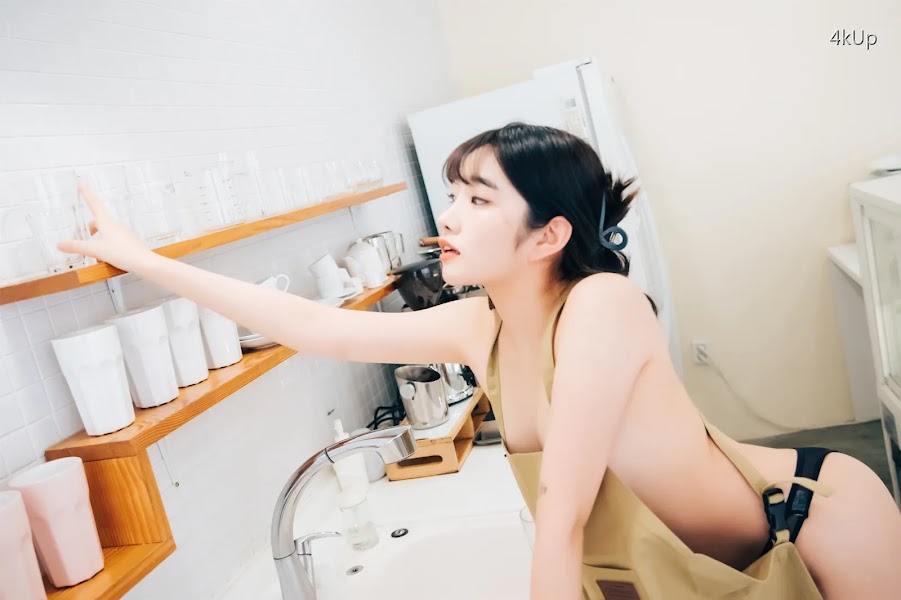 [Loozy] Sonson (손손) Nude Apron