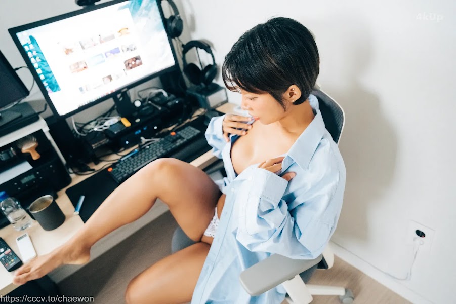 [Loozy] Booty Queen 4K Girl Friend