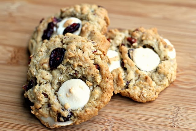 [CranberryWhiteChocolateCookies33.jpg]