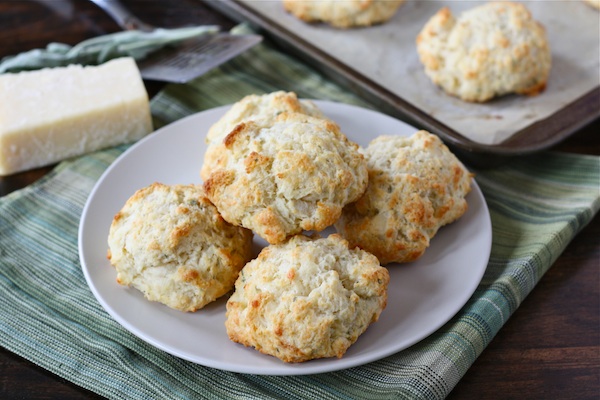 Cheddar and sage biscuits1