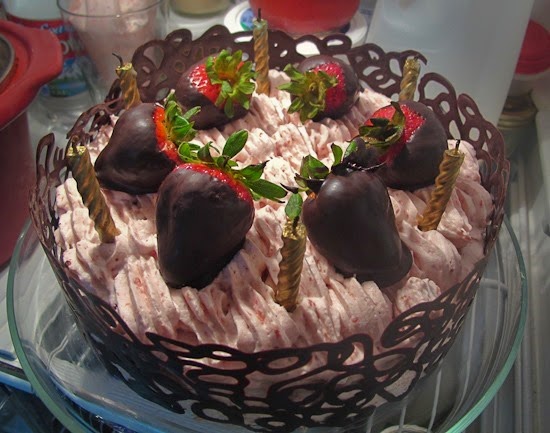 Strawberry Maria Cake
