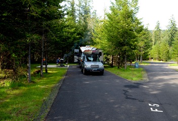 quiet nearly empty campground on the Santiam River.  Asphalt level sites, cement patio, power electric and a dump station 19 bucks for seniors.