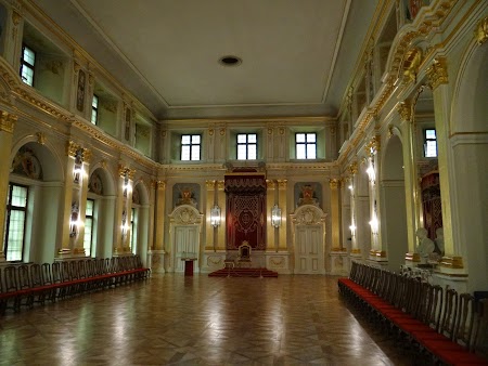 25. Sala Tronului - Varsovia, Polonia.JPG
