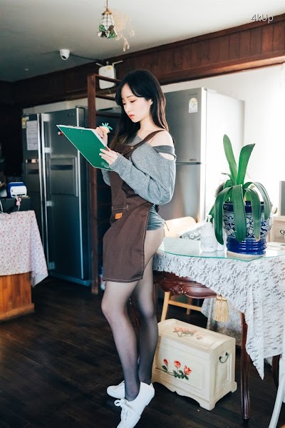 [Loozy] Bambi (밤비) Cafe Alba