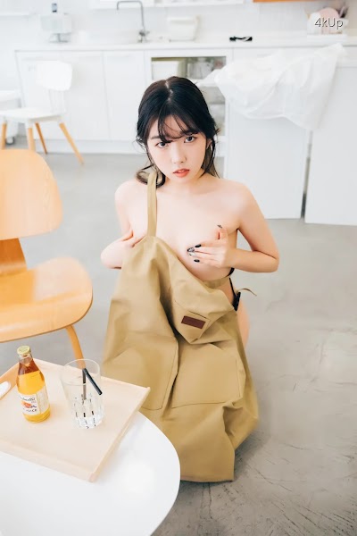 [Loozy] Sonson (손손) Nude Apron