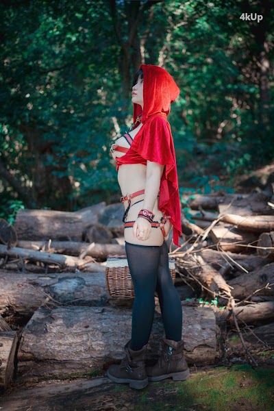 DJAWA Photo – Mimmi (밈미) Naughty Red Hiring Hood