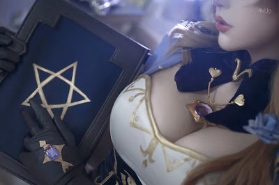 Coser@Sayathefox Lisa