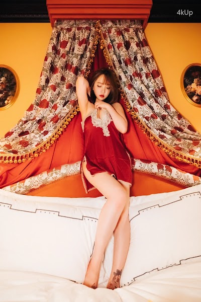 [Loozy] Son Ye-Eun (손예은) Halloqueen (S.Ver)