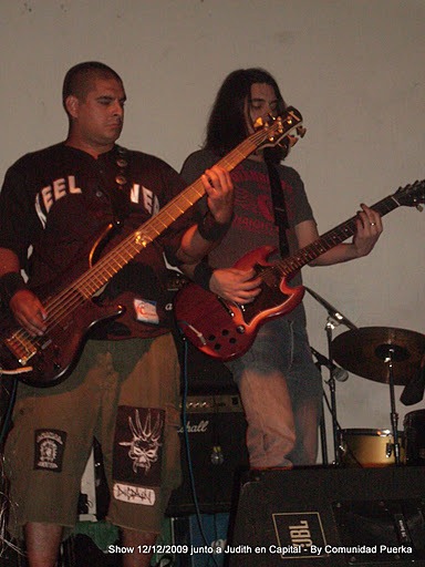 [Pork%2520junto%2520a%2520Judith%252012-12-2009%2520Capital%2520%252821%2529%255B2%255D.jpg]