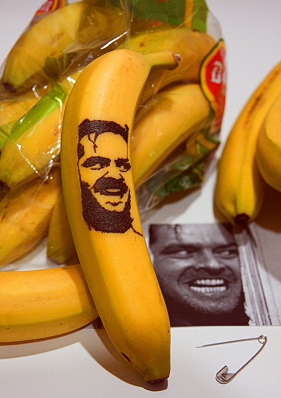 Tatuando casca de banana 01