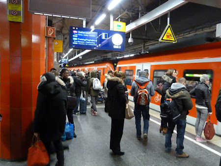 Metro Munchen: statie S-Bahn de la gara centrala