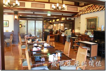 日本北九州-由布院-彩岳館。這個是一樓餐廳及大廳的景色。