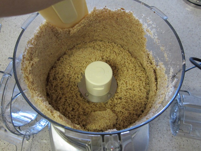 [almond%2520butter%2520061%255B4%255D.jpg]