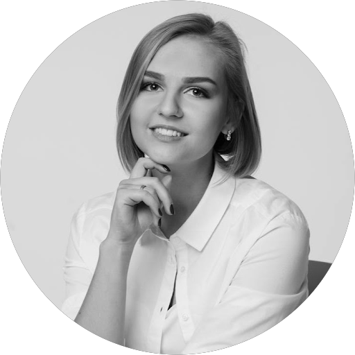 Лиза Стручкова