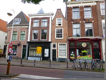 Leiden-14 319