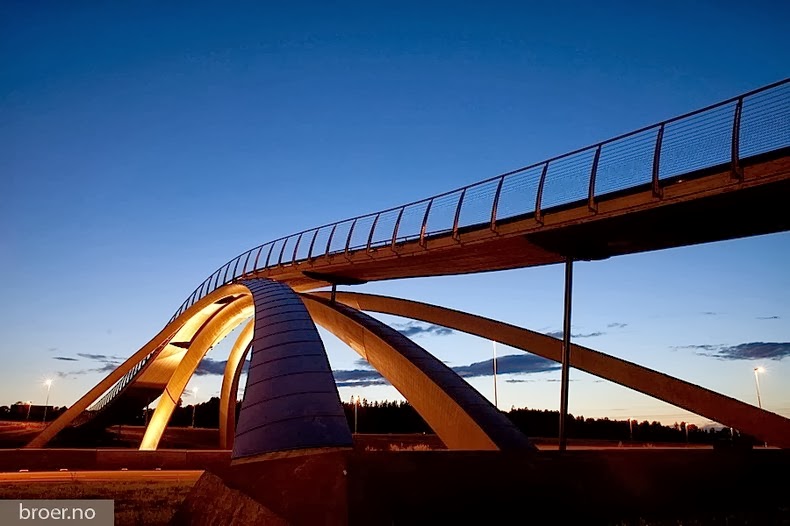 leonardo-bridge-4
