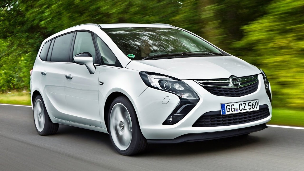 Opel Zafira Tourer - büyük bir aile için iyi bir araba Opel Zafira Tourer - büyük bir aile için iyi bir araba