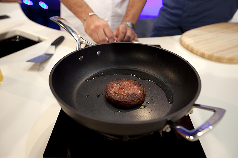EDITORIAL USE ONLY. A burger made from Cultured Beef, which has been developed by Professor Mark Post of Maastricht University in the Netherlands.  PRESS ASSOCIATION Photo. Issue date: Monday August 5, 2013. Cultured Beef could help solve the coming food crisis and combat climate change. Commercial production of Cultured Beef could begin within ten to 20 years. Photo credit should read: David Parry/PA