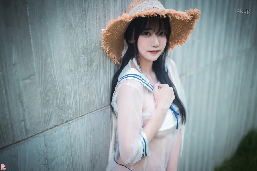 [PINK] Lee Ahrin Bikini Day