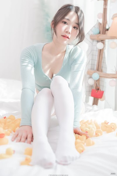 PhotoChips Vol.85 No.1 Hyeseong