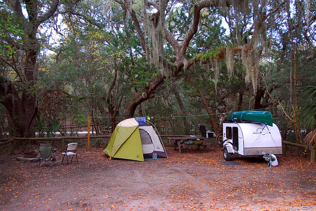 [Fort-Clinch-Campsite2.jpg]