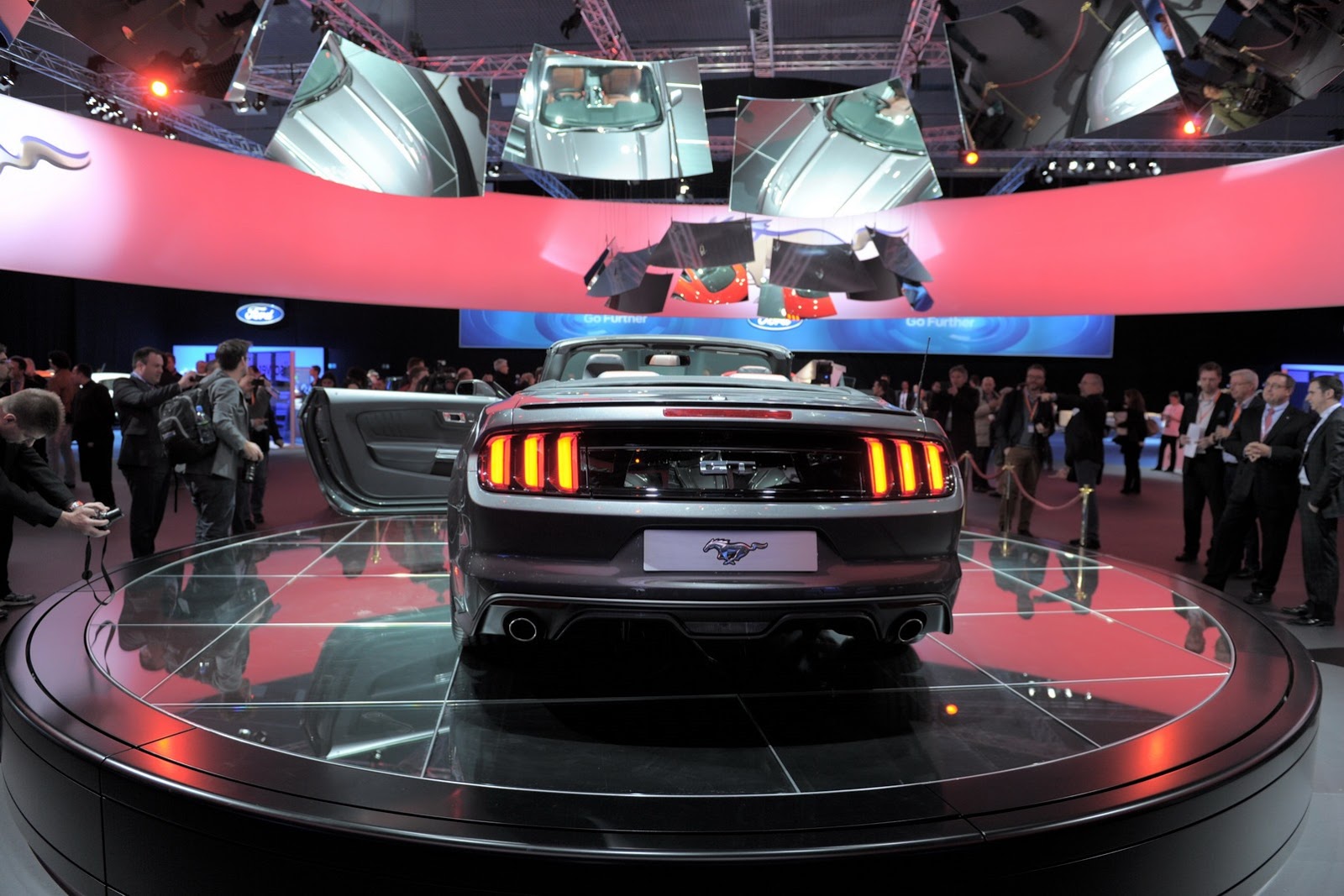 [2015-Ford-Mustang-Live-110%255B2%255D.jpg]