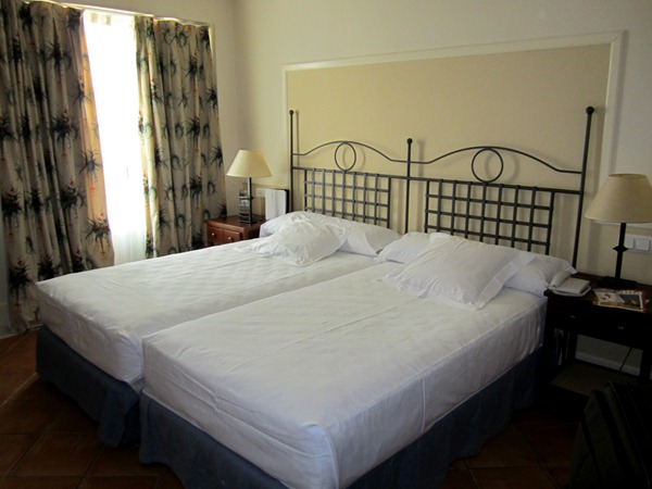 [seville%2520101%255B3%255D.jpg]