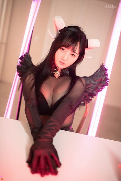 [PINK] Han Jina (한지나) Succubus