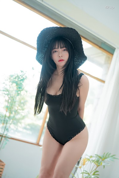 CreamSoda MoMo – MoMo Vol.01